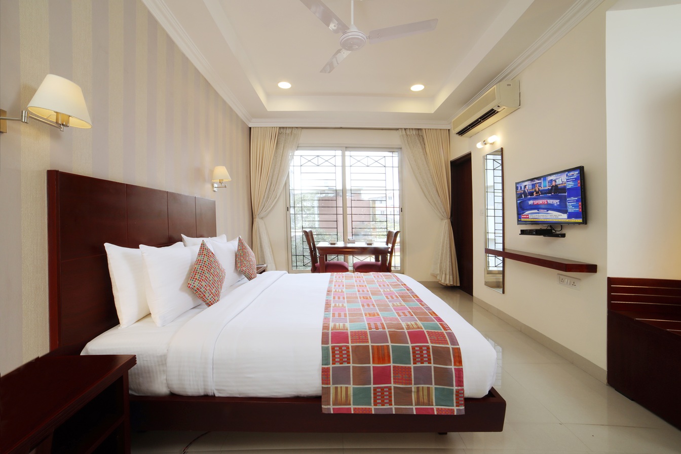 Executive Room — detail