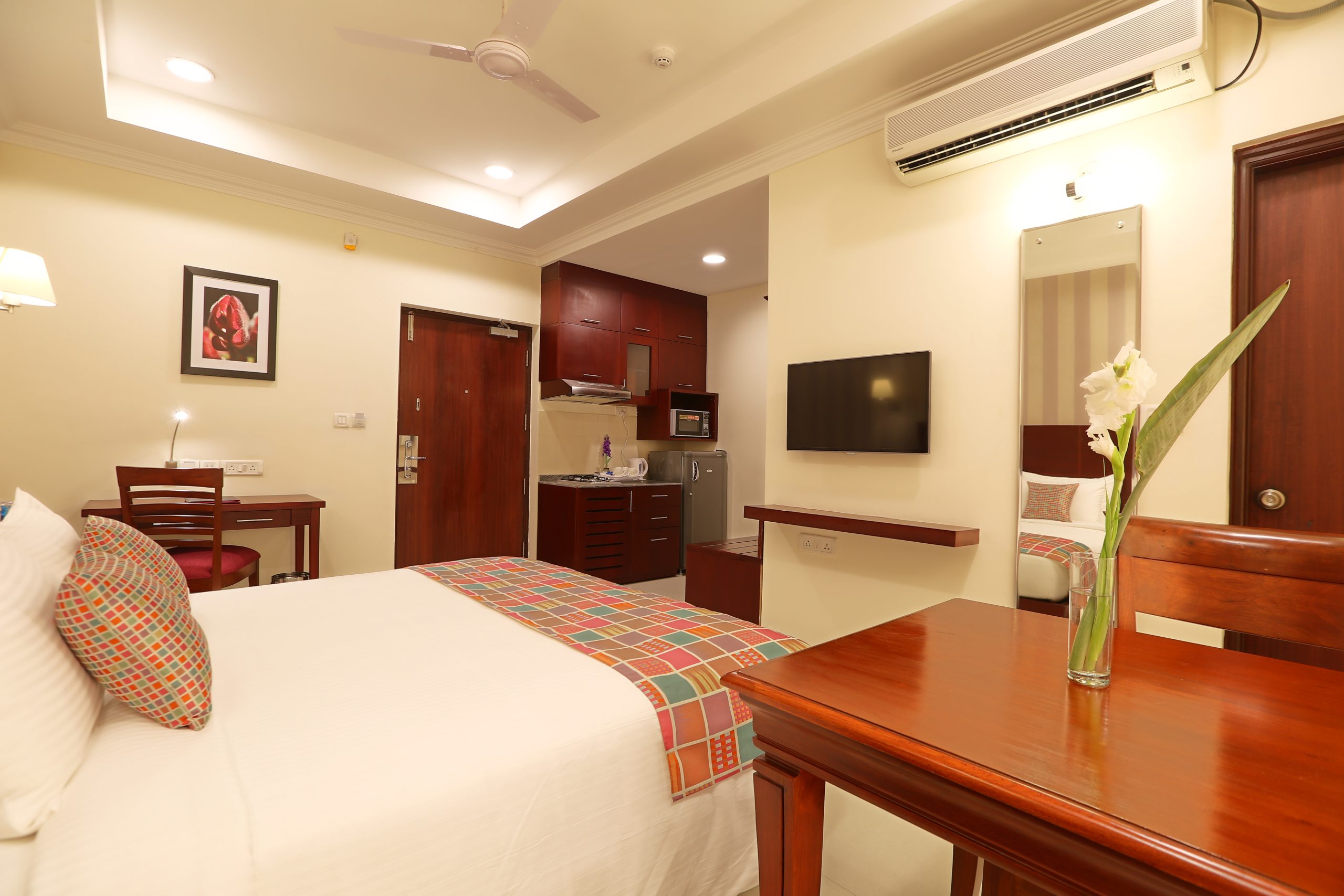 Executive Room — bathroom